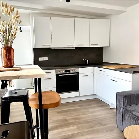 דירה 2 Zimmerwohnung In Der Von *