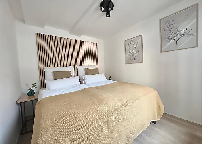 2 Zimmerwohnung In Der Von *